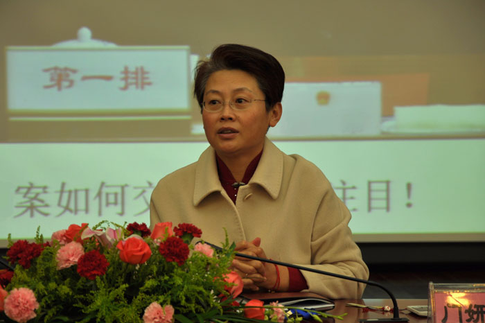 复旦大学肖巍教授来校作报告 党委副书记、纪委书记门妍萍主持报告会