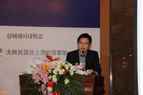 上海国际航运研究中心国际市场分析部张永锋副主任发表演讲:世界集装箱运输市场中短期展望和中韩合作方案 上海国际航运研究中心国际市场分析部张永锋副主任发表演讲:世界集装箱运输市场中短期展望和中韩合作方案